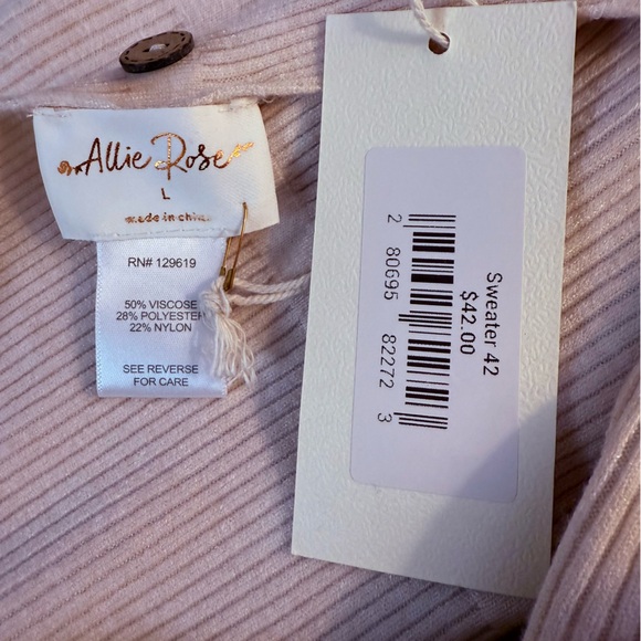 🔴 Allie Rose peach ribbed buttons in the back top - Picture 6 of 7